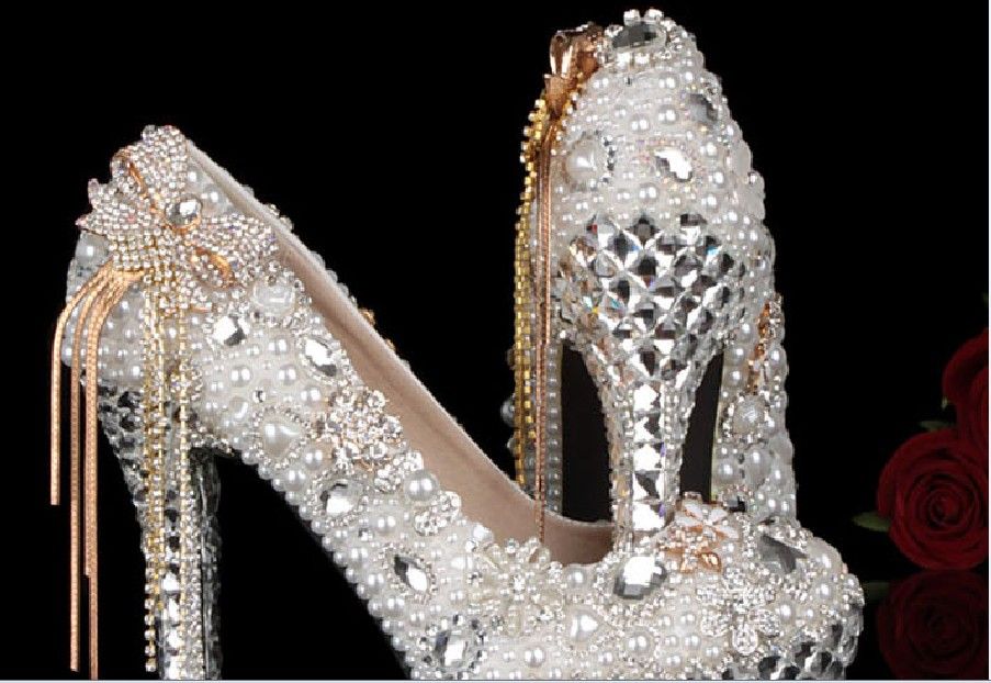 Costly Bowknot Rhinestone With Pearl Edding Shoes Crystal Tassels Bride