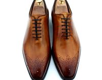 Homens sapatos de vestido Oxfords sapatos masculinos feitos à mão sapatos artesanais Genuine couro de bezerro cor marrom venda quente HD-035