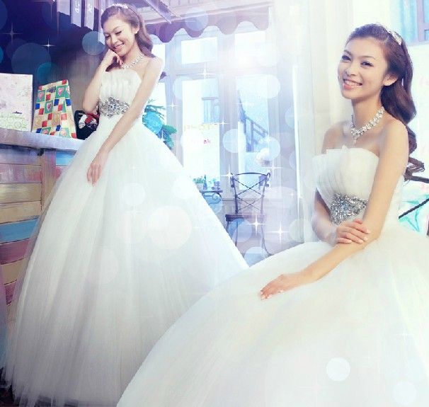 Strapless Wedding Dress Empire Waist Beaded Bodice Ruched Ball Gown Floor Length Tulle Ball Gown Wedding Dresses