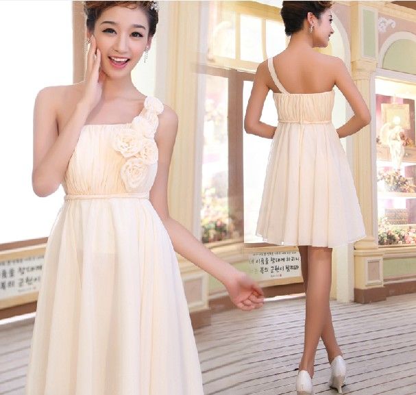 One-shoulder A-line Chiffon Mini Bridesmaid Dresses Short Hand-made Flower Party Gown