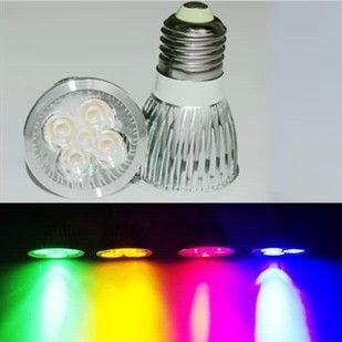 Gratis frakt High Power 4X1W E27 LED-lampa Spotlight LED-lampa, röd / blå / grön / gul färg