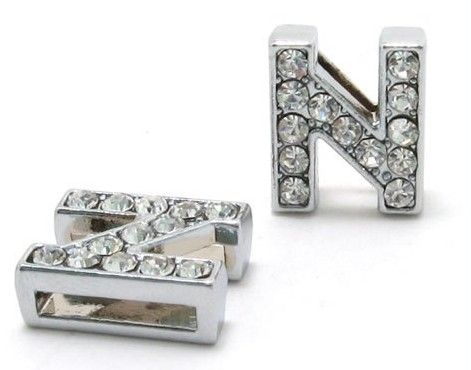 50 unids/lote 8mm N diamantes de imitación completos Bling Slide letra DIY alfabeto dijes aptos para pulsera de cuero de 8mm llaveros SL0012