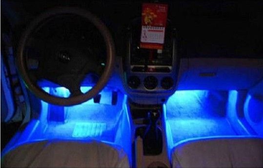 Cool Fashion 4x 3LED Blue Car Charge lumière intérieure 4in1 12V Glow Décoratif Atmosphere Lamp, Livraison gratuite!