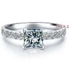 Luxe 1 CT Princess Cut, Sterling Zilveren Ringen Wit Vergulde Verlovingsring voor Lady, Simuleer Diamond Ringen voor vrouwen