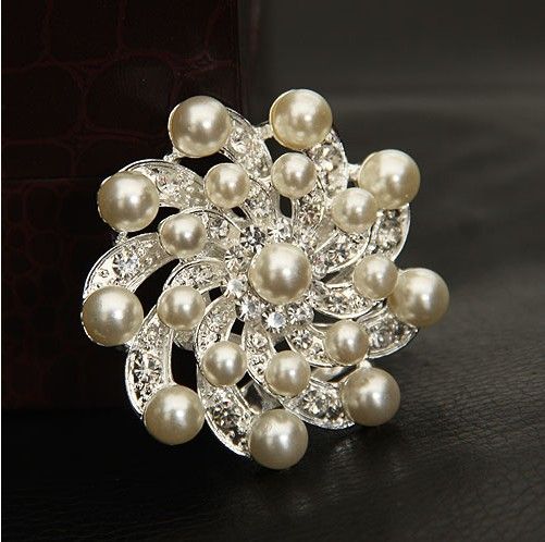 ! 2013 New Vintage Style Silver Plated Crystal And Pearl Brooch Wedding ...