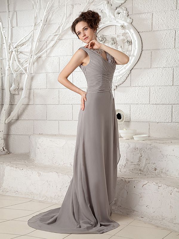 최고 판매 vneck 소매 소매 신부 드레스의 섹시한 어머니는 시폰 스위프 트레인 어머니 드레스를 할인합니다 3000191