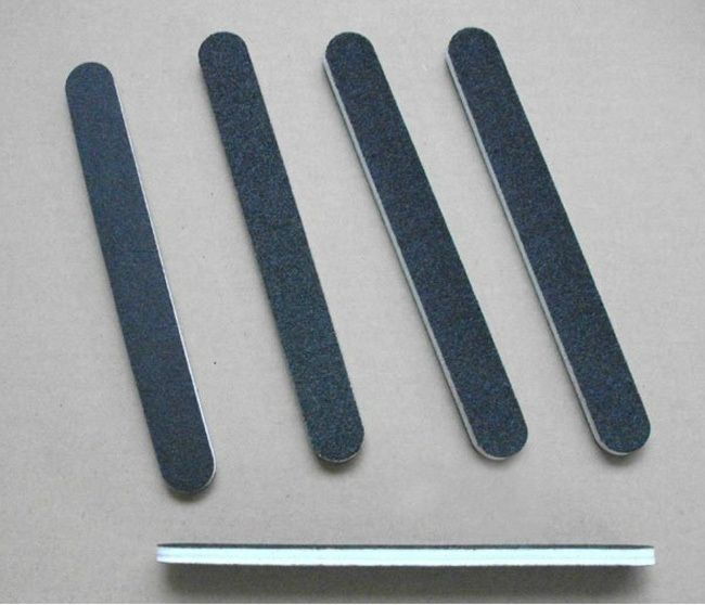 Nieuwe Standaard Black Nail-bestanden GRIT 100/180 White Center Schoonheidssalon Nail Care Tool Sandpaper Drop Verzending # NFZ018