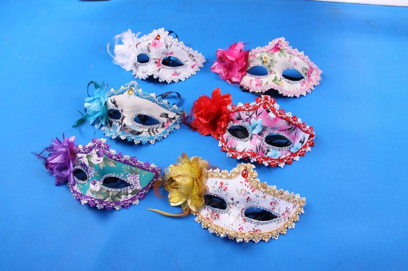 Mujeres Sexy Hallowmas Máscara veneciana Máscaras de disfraces con delineador de ojos de plumas de flores de encaje y máscara de diamantes de imitación para máscara de fiesta de baile