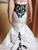 New Classic Taffeta Strapless Strapless Appliques Lace Black Appliques Trumpet Chapel Train Mermaid Wedding Dresses