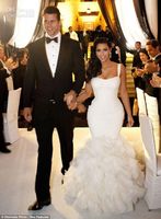 Neue Ankunft Sexy Kim Kardashian Meerjungfrau Brautkleider Spagetti-Trägern Trompete Tüll Rüschen Brautkleider