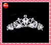 Stock 2022 Ny högkvalitativ modedesigner med kristaller Royal Rhinestone Tiara Hårstycke Kronor Bröllop Bridal Tiaras Tiara Crowns Crown