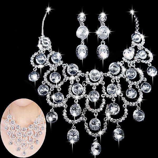 big silver necklace for prom