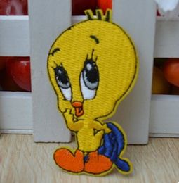 -En gros 10 pièces ~ Oiseau jaune de dessin animé (4 x 6,5 cm) Patch enfants brodés fer sur Applique Patch (ALG)