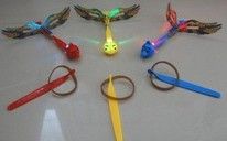 Wholesale - Special Sale! Newest toy LED Amazing arrow helicopter,Flying umbrella,Space UFO,LED arrow helicopter 