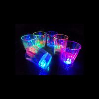 LED Drinkware Flash Shot Cup Christmas Halloween Supplies Festival Cup Club Neon Cup Urodziny Przyjęcie Kolorowe Puchar 120 sztuk
