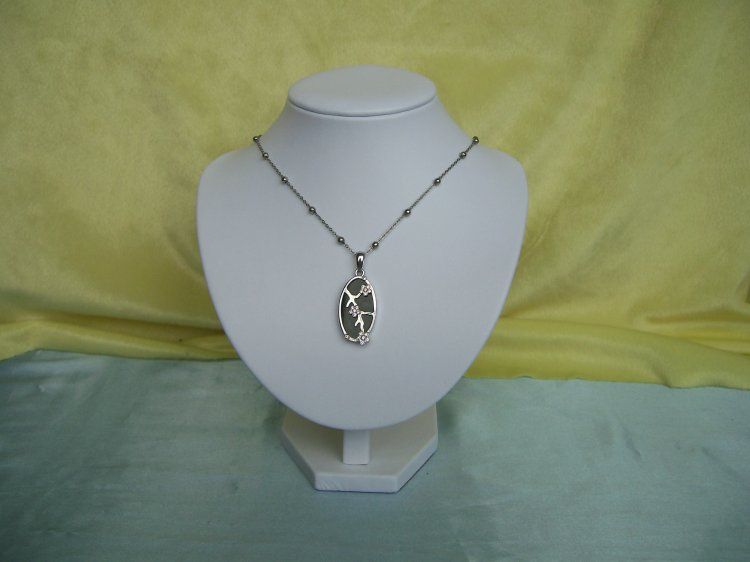 

Wholesale Jewelry Display Stand Necklace Pendant Holder Wood Bust Torso with White PU Leather Mannequin Protrait, Khaki