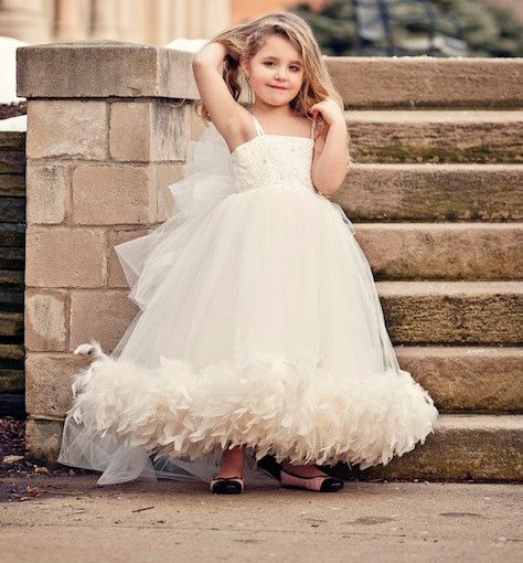 2019 New Arrival Cheap Flower Girl Dresses Ball Gown Spaghetti Ivory Tulle Appliques Bow Feather Ankle-Length Birthady Party Dresses
