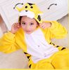 黄色の虎の子供たちの片方Pajamas Kigurmi Jumpsuitパーカー子供のための寝室（爪なし）卸売順序