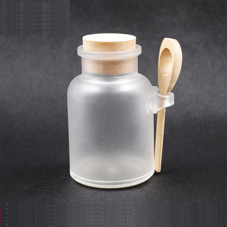 200ml Refillable Plastic Makeup Bottle Face Cream Containers with Wooden Lids and Spoon Cosmetic Jars Skin Care Tools DC706