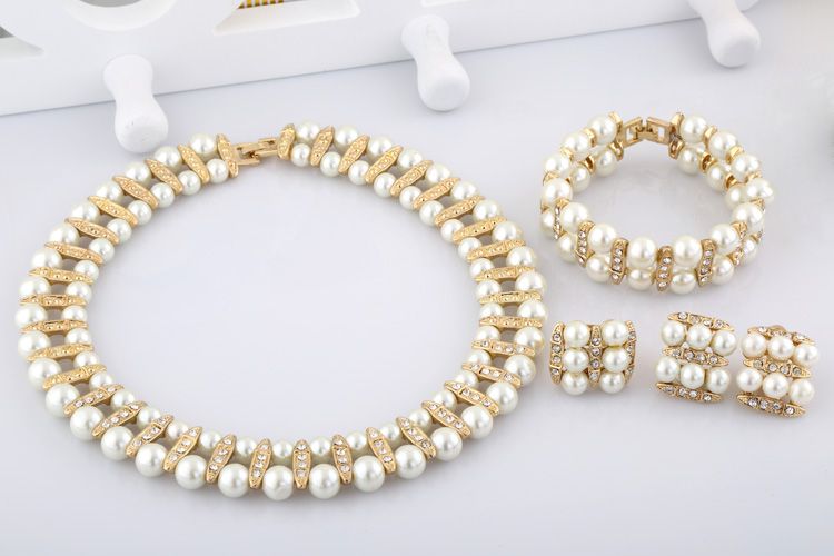 2019 fashion alloy four piece new bride jewelry set