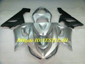 Injektionsgjutningssats för Kawasaki Ninja ZX6R 636 05 06 ZX 6R 2005 2006 ABS Silver Black Fairings Set + Presenter SP06