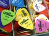 Lots of 100pcs Alice Sandblast Matte Nylon Acoustic Electric Guitar Picks Wholesales Free Shipping