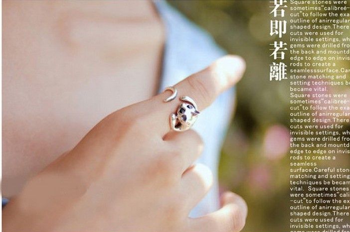 Adjustable Cat Ring Animal Fashion Ring With Rhinestone Eyes djustable and Resizeable