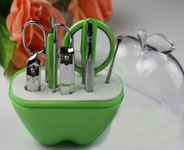 / SET Professionell Nail Cuticle Manicure Tool Kit Manicure Grooming Set Kit i plast Apple Case 3 Färger Bröllop Favoriter