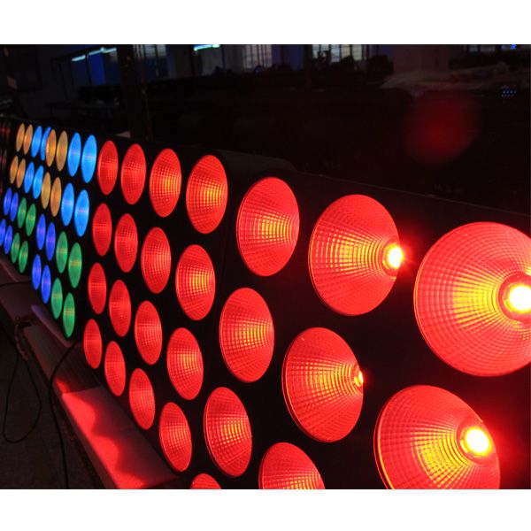 30W RGB 3in1 COB LED PRO LED 무대 조명이있는 LED 블라인더 라이트 매트릭스 라이트 무료 배송