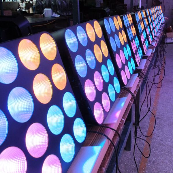 Road Case 4 Pack LED Blinde Light Matrix Light 16PCS 30W RGB 3IN1 COB LED PRO LED-scenbelysning