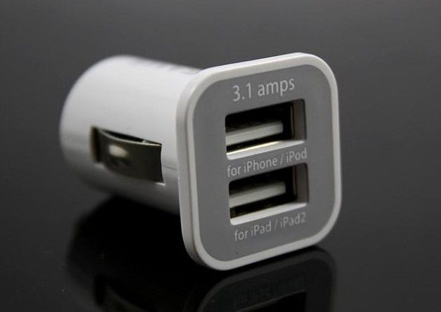 Adaptador doble del cargador del coche de USB 3.1A de USAMS micro para todos IPhone / ipod / ipad / Samsung / HTC / todo el teléfono móvil / smartphone