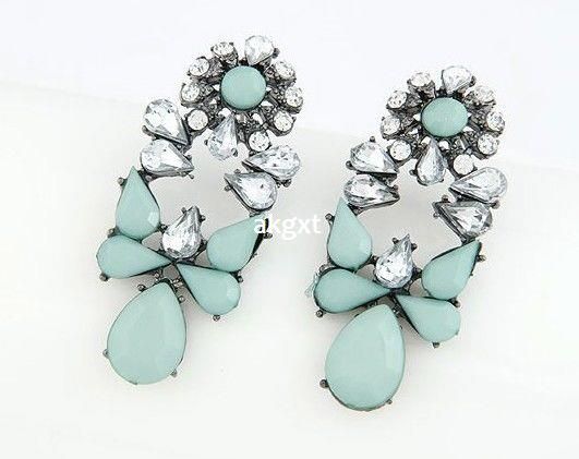 Wholesale -About the new fashion jewelry mint color multicolor resin crystal flower drop earrings Product Details#D591