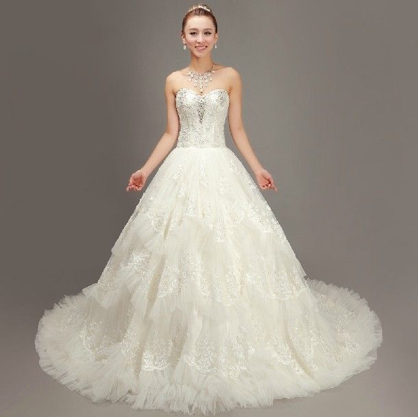 bridal tail cut gown