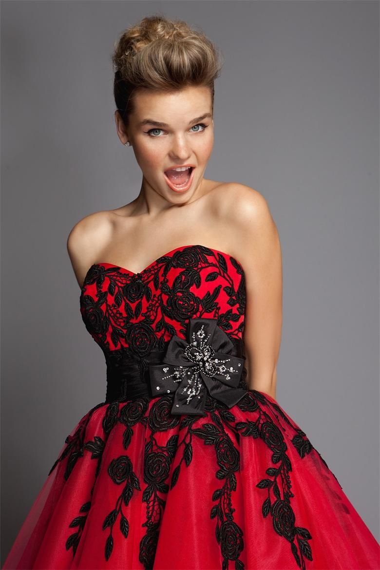Promotion! DM Black Applique Sash Red Prom Dresses A Line Tulle Dazzing