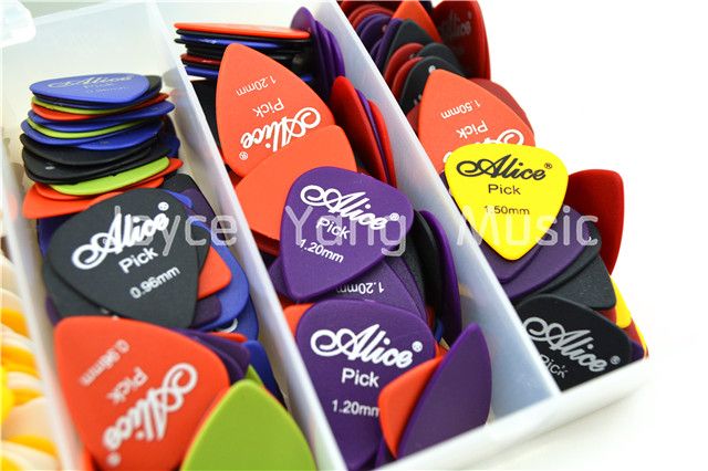 of Alice Matte Acoustic Electric Guitar Picks PlectrumsAssorted thicknesscolors1651031