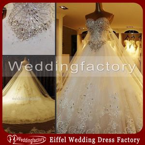 Luxus Real Image Hochwertige Ballkleid-Hochzeitskleider A-Linie Schatz Bling Bling Steine Kristalle Brautkleider Langer Zug Spitzenapplikation