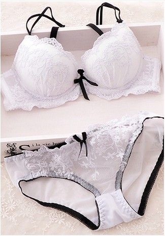 Cute pink gather sexy white lace embroidery pad thin models girls underwear Bra Set