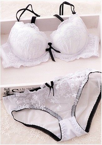 Rosado Lindo Reúnen Cojín Atractivo Del Bordado De Encaje Blanco Chicas  Delgadas Modelos De Ropa Interior Del Sujetador De De 11,15 € | DHgate