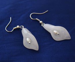 New Arriver Jade Lily Earrings White Jade Gemstone Lilies With Ivory Freshwater Pearl Silver Fish Hook Dangle Earrings,New Free Shipping.