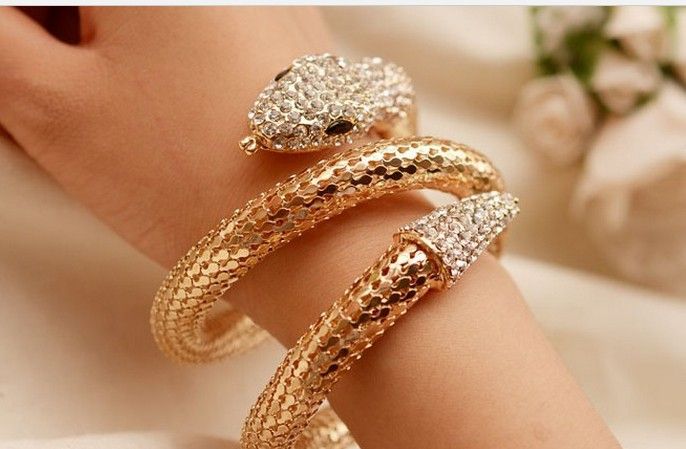 European Style Gold Plated Clear Crystal Snake Cuff Bangle Bracelet Elegant Punk Gold Crystal Snake Bangle Bracelet Drop Shipping