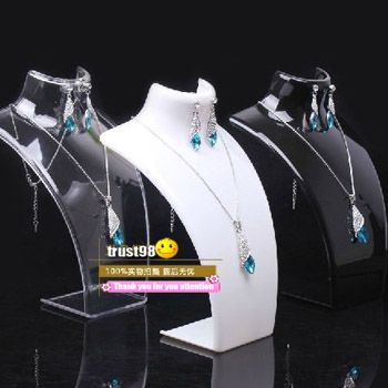 Boucle d'oreille Collier Bijoux Ensemble Cou Modèle pas cher Résine Acrylique Bijoux stand Mannequin Avoir 3 bracelets de couleur Pendentif Affichage Holder173b