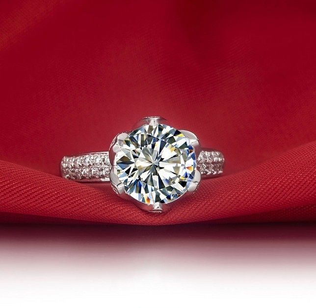 아름다운 4Ct 라운드 컷 여성을위한 합성 다이아몬드 결혼 반지 정품 925 스털링 실버 반지 화이트 골드 도금 보석