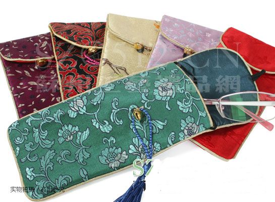 Clamshell kwast bloemen doek briltas met touw opslag pouch zijde satijn sieraden case gift verpakking zak / 