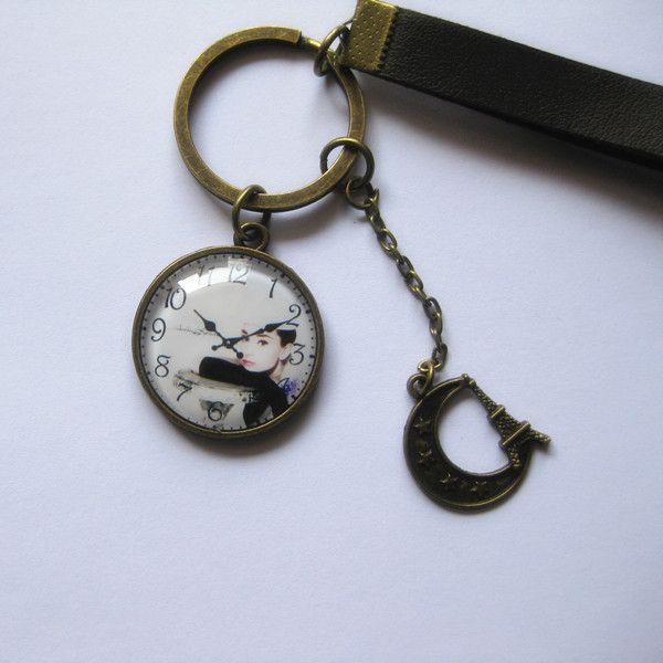 Novelty Audrey Hepburn Keychain Cameo Clock Key Chain Vintage Leather Key Chain Handmade Jewelry k0017256984