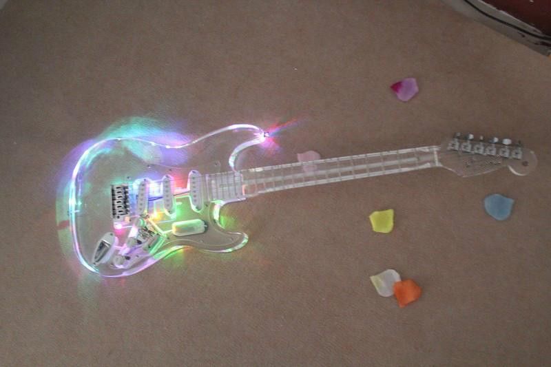 Compra 2015 Nuevos + Fábrica + FD Cristal Acrílico Chender La Guitarra  Eléctrica De Encargo De La Guitarra Eléctrica Transparente Barato | Entrega  Rápida Y Calidad | Es.Dhgate