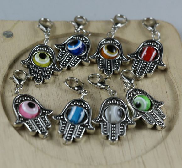 Mic Antik Silve Hamsa Hand Blandad Färg Roterande Evil Eye Kabbalah Lycka till Dangle Bead och Hummer Clasp 20x45 mm 37