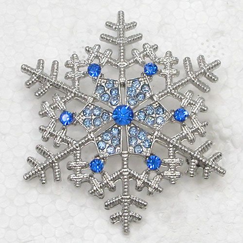 Venta al por mayor de broches con forma de copo de nieve de Navidad con diamantes de imitación, colgante C101927