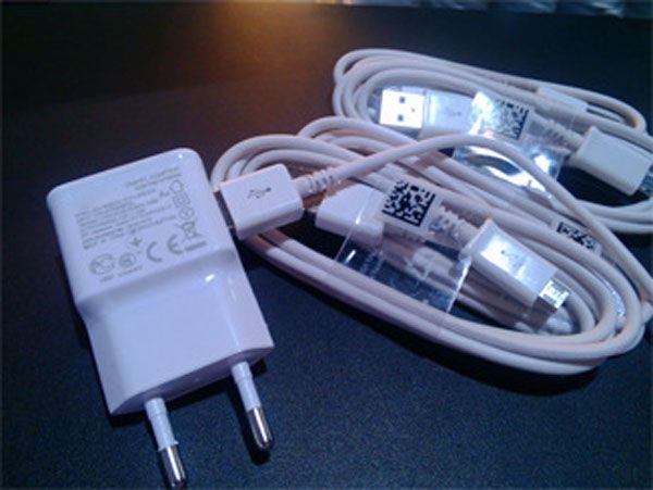 2000mA US EU plug USB CARICATORE DA PARETE CASA mini adattatore USB da viaggio GALAXY S3 s4 S5 I9600 I9500 N9000 nota 2 nota 38637278