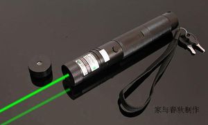 Großhandel Super leistungsstarke militärische Materialien 100000m 532nm leistungsstarke grüne Laserpointer SOS LED-Licht Taschenlampe Jagdunterricht + sicherer Schlüssel