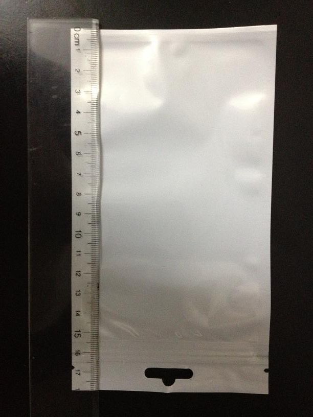10 * 18 cm Blanco / Claro Sellado automático Cremallera Empaquetado al por menor de plástico Bolsa de plástico Cierre con cremallera Paquete Bagl Agujero para el iPhone 4S 5S 6S Samsung